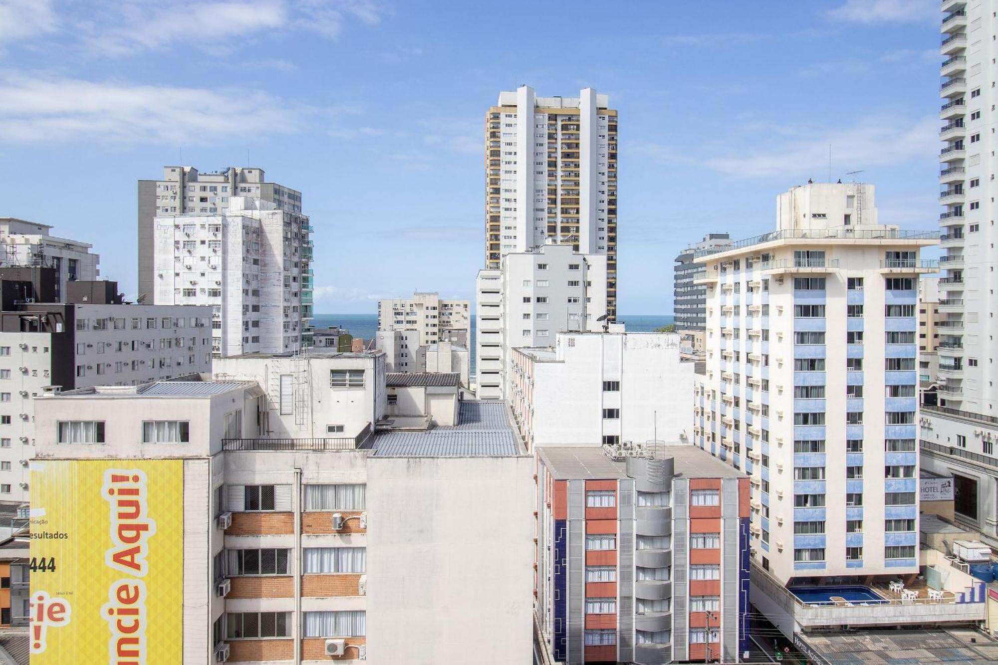 Bk81 - 3 Dorm, Climatizado, 2 Garagens, Wi-Fi Appartement Balneário Camboriú Buitenkant foto