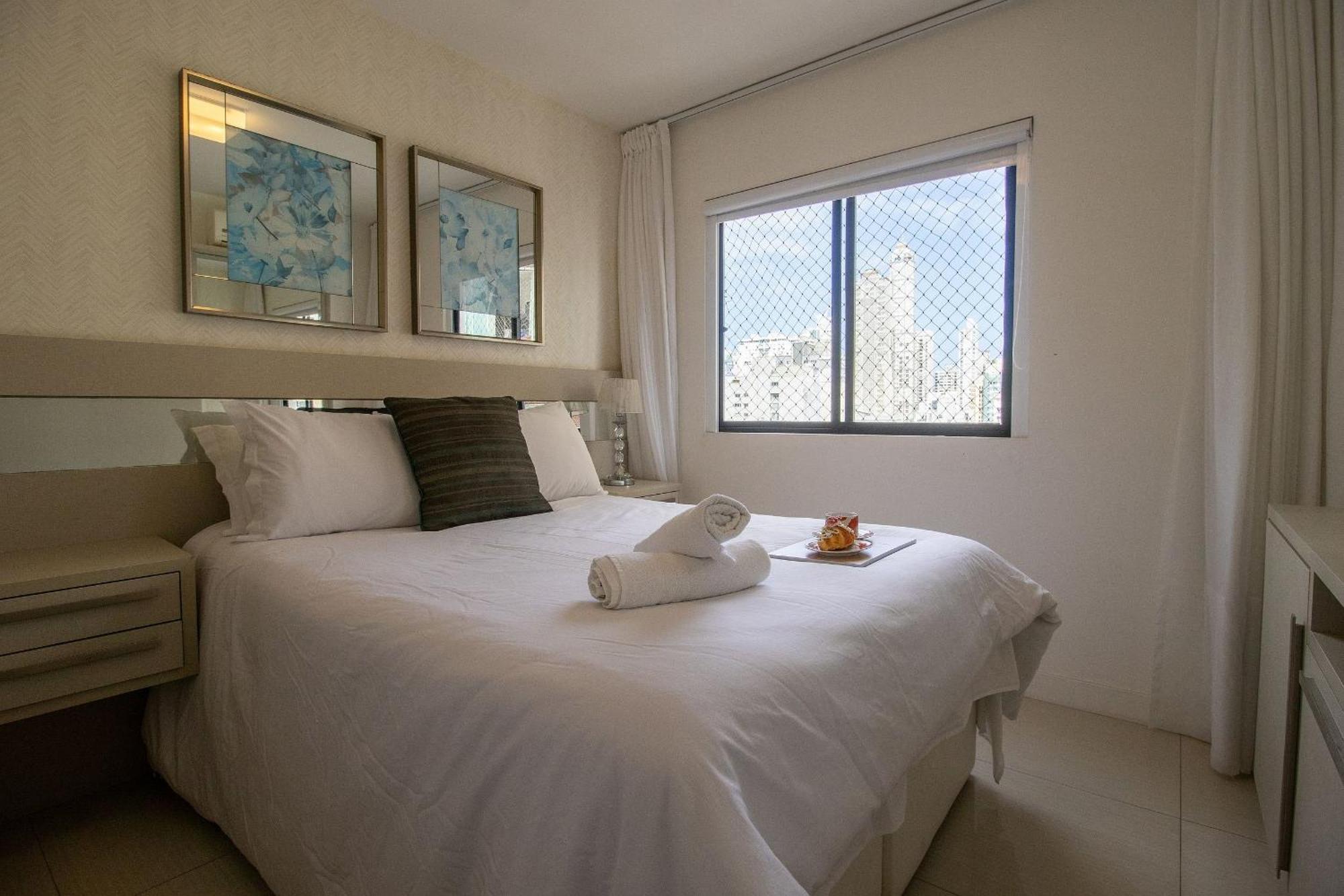 Bk81 - 3 Dorm, Climatizado, 2 Garagens, Wi-Fi Appartement Balneário Camboriú Buitenkant foto