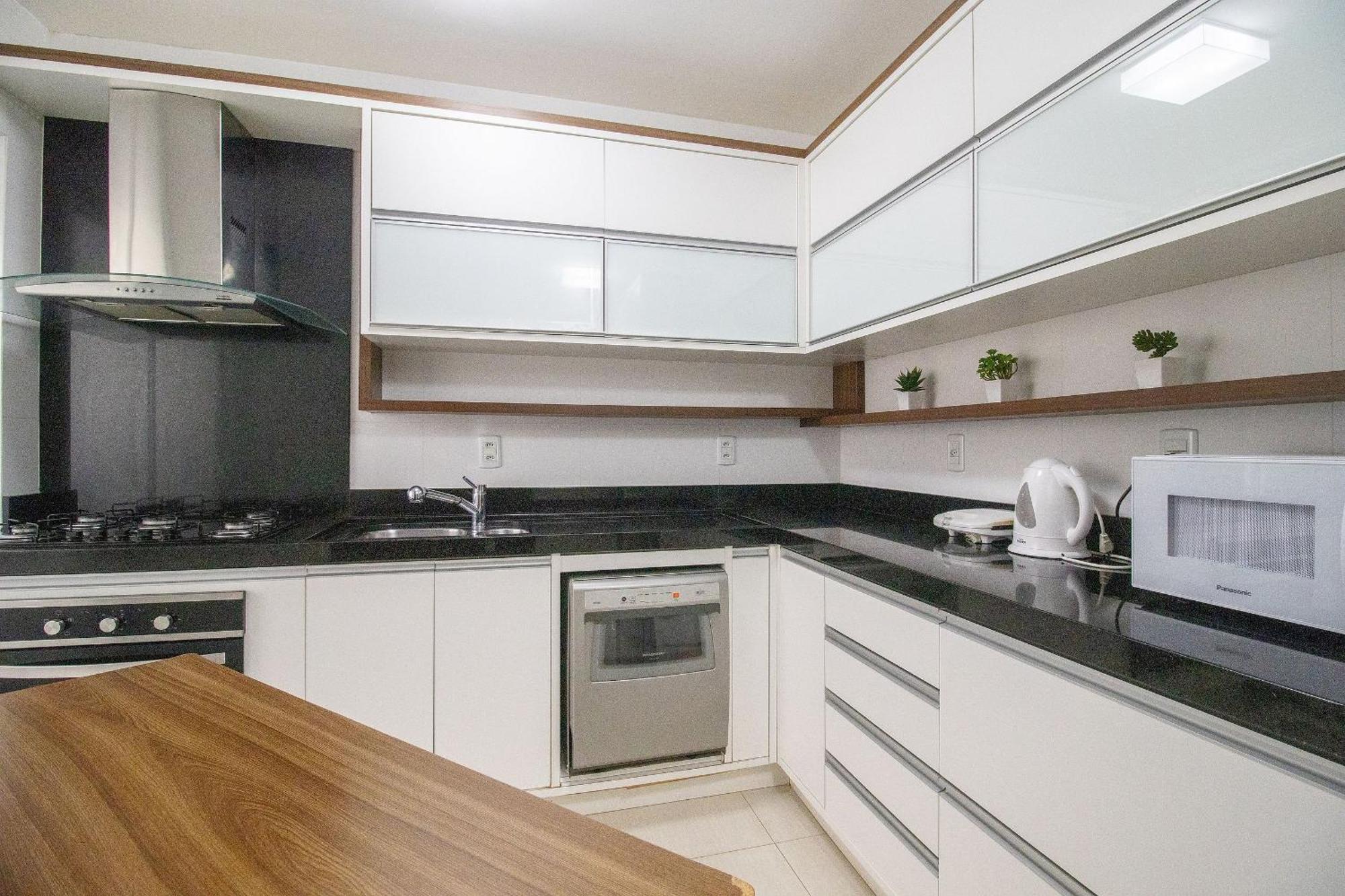 Bk81 - 3 Dorm, Climatizado, 2 Garagens, Wi-Fi Appartement Balneário Camboriú Buitenkant foto