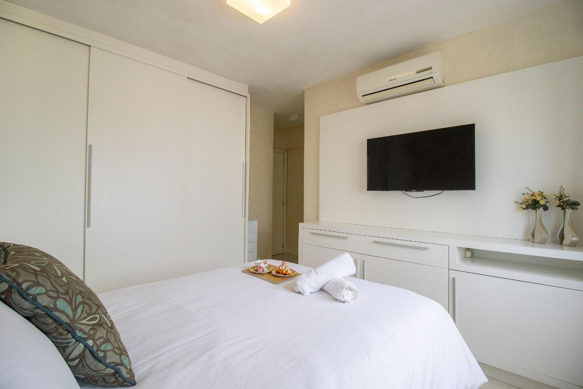 Bk81 - 3 Dorm, Climatizado, 2 Garagens, Wi-Fi Appartement Balneário Camboriú Buitenkant foto